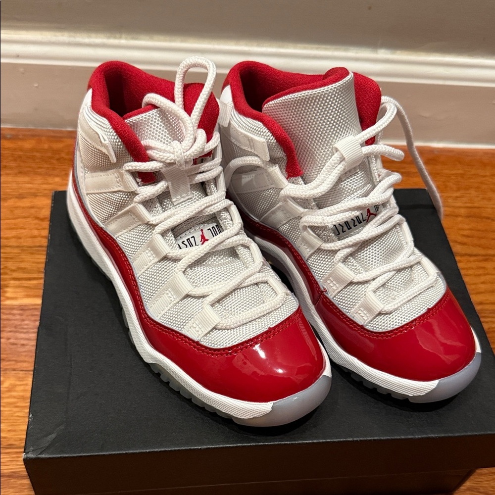 Jordan Kids Red and White High-Top Sneakers Retro 11